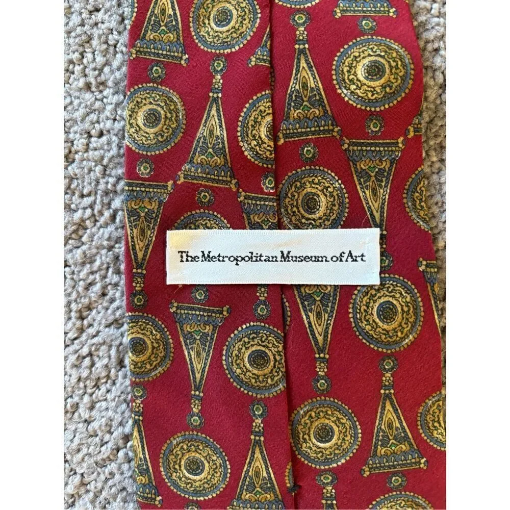 Metropolitan Museum of Art Silk Tie
